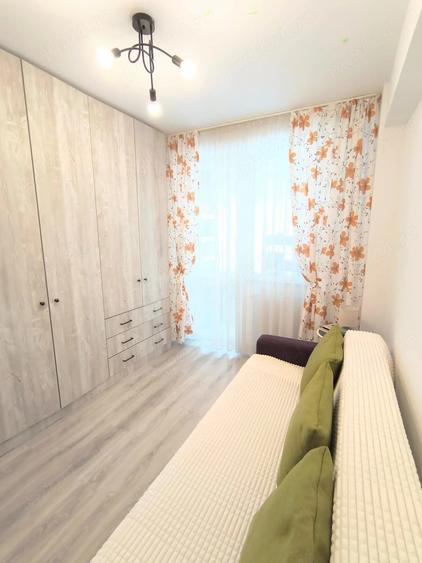 Apartament cu 3 camere decomandat în Burdujeni