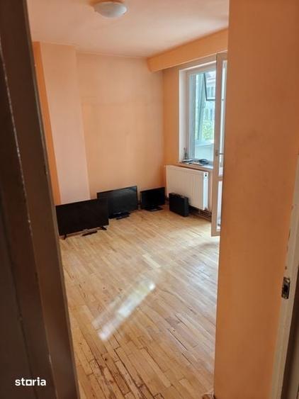 Apartament cu 3 camere în Vasile Alecsandri