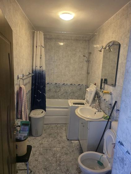 Apartament cu 2 camere decomandat în Exterior Vest