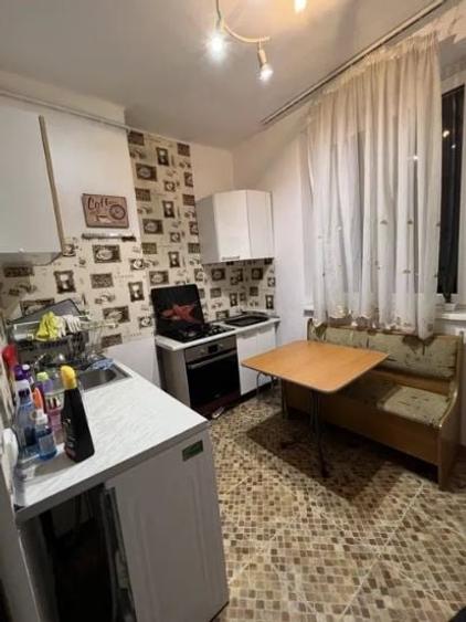 Apartament cu 2 camere decomandat, mobilat în Iancului