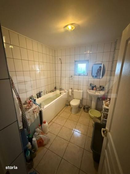 Casă cu 4 camere în Șcheia