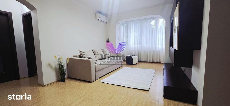 Apartament cu 3 camere în Calea Dumbrăvii