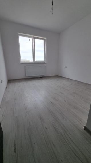 Apartament cu 2 camere decomandat în Central — fotografia 3