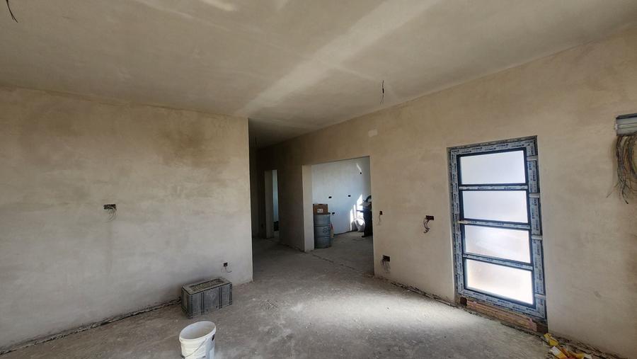 Casă cu 3 camere în Radu Negru