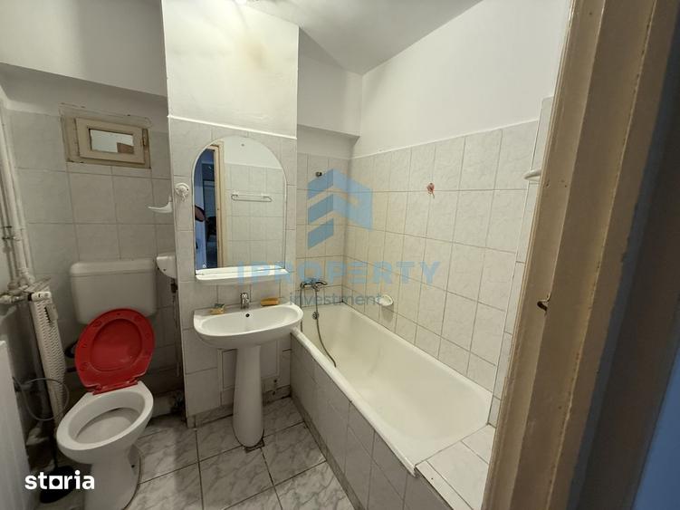 Apartament cu 4 camere, mobilat în Vitan