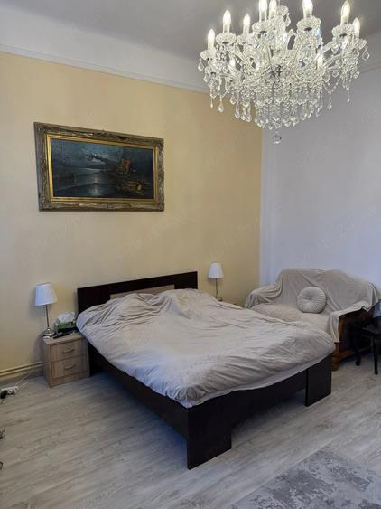 Garsonieră decomandată în Central