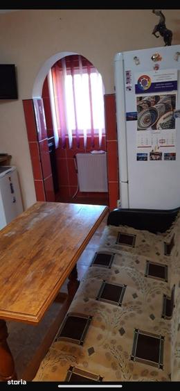 Apartament cu 2 camere decomandat în Burdujeni