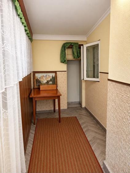 Casă individuală cu 4 camere cu Canalizare în Tomis II