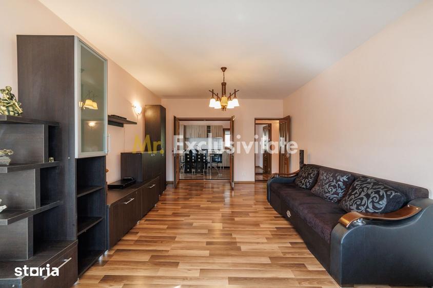 Casă cu 5 camere cu Teren 600 Mp în Priboieni