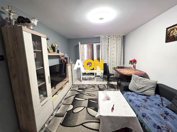 Apartament cu 3 camere, parter, boxă, acces curte, Cetate, zona Closca - 1