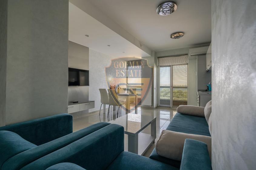 Apartament cu 3 camere decomandat, mobilat în Est