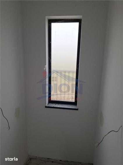 Casă cu 3 camere cu Teren 330 Mp în Domnești