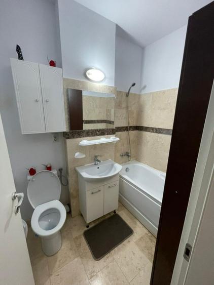 Apartament cu 2 camere decomandat în Vest