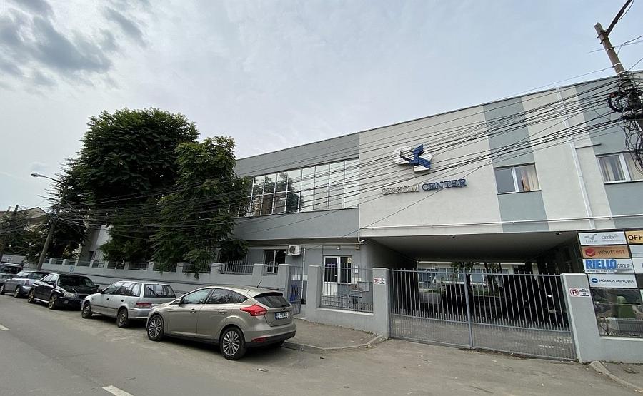 Spațiu comercial, de 16,000 mp, în Domenii