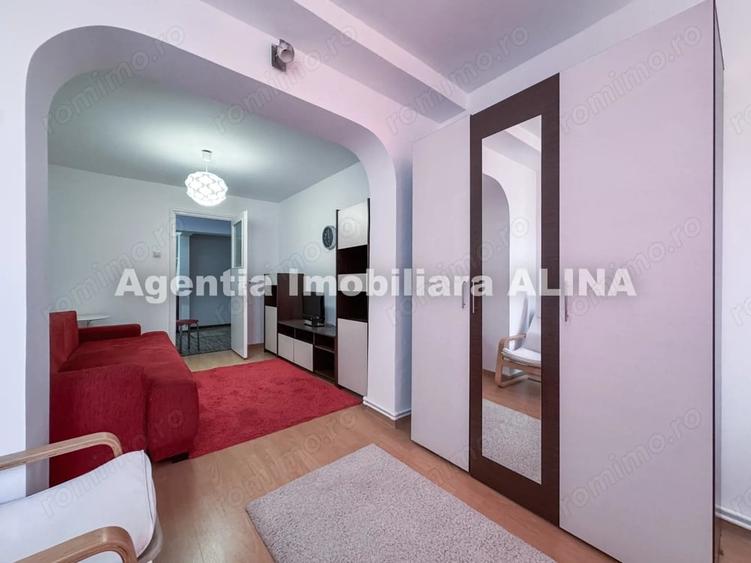 Apartament cu 3 camere decomandat în Dacia