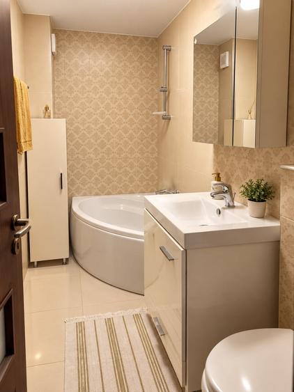 Apartament cu 3 camere decomandat în Lujerului