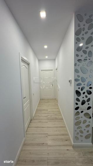 Apartament cu 3 camere decomandat în Ozana