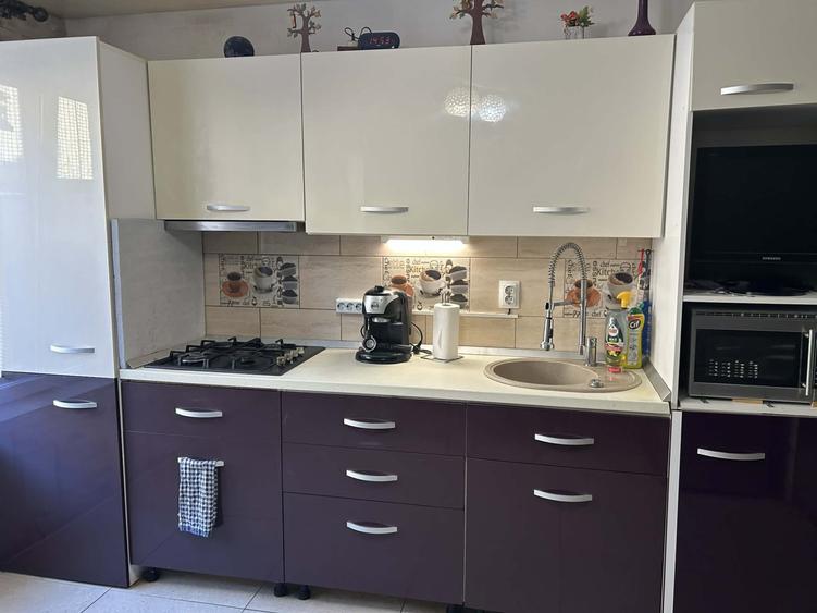 Apartament cu 2 camere decomandat, mobilat în Florești — fotografia 1
