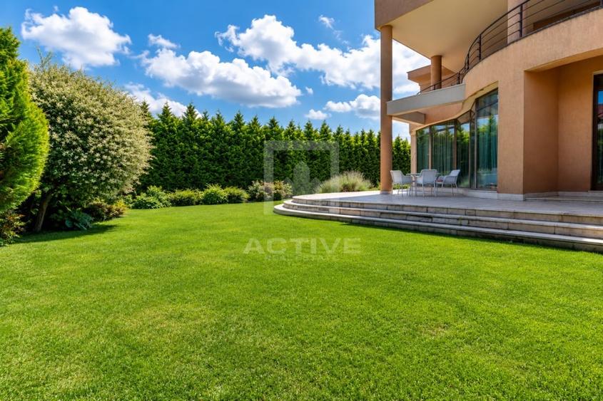 Casă individuală cu 5 camere cu Canalizare în Grigorescu