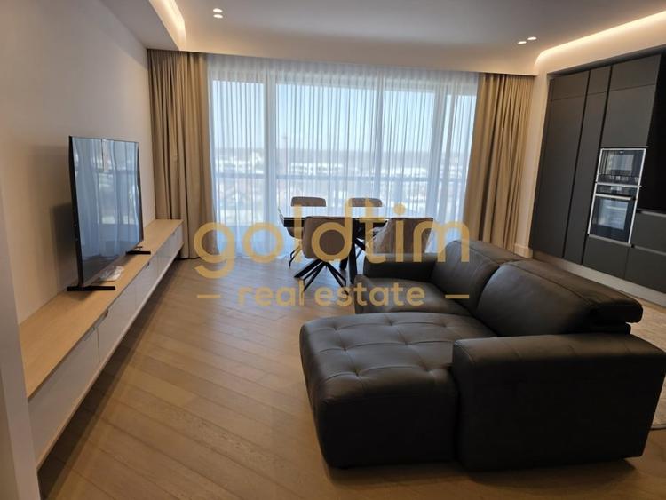Apartament cu 3 camere decomandat, mobilat în Pipera