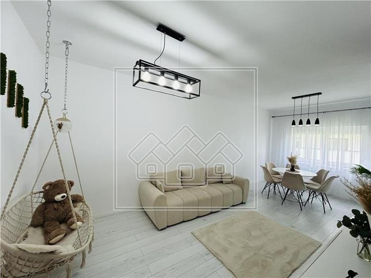 Ap nou, 52 mp utili, balcon - loc de parcare - Zona C. Arhitectilor - - 2