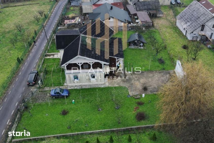 Casă cu 5 camere cu Teren 1200 Mp în Central