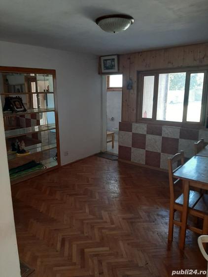 Casă cu 3 camere cu Teren 1000 Mp în Central