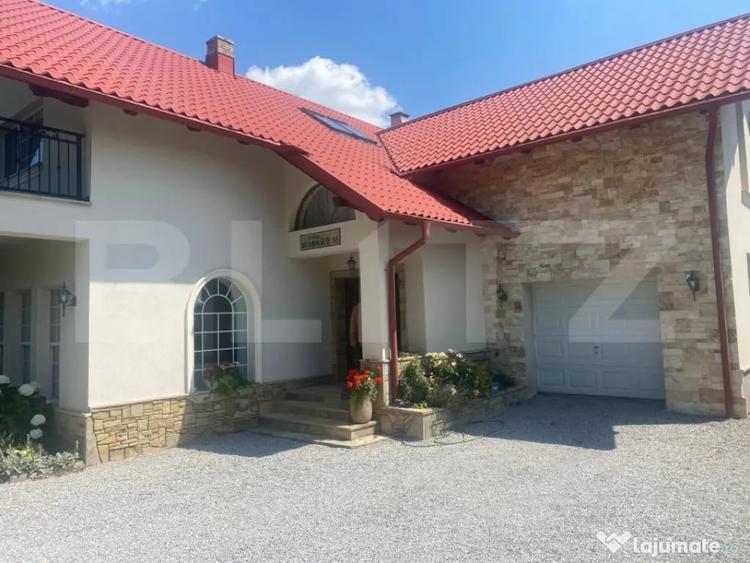 Casă cu 5 camere cu Teren 1600 Mp în Burdujeni