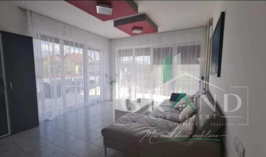 Apartament cu 2 camere semidecomandat, mobilat în Europa