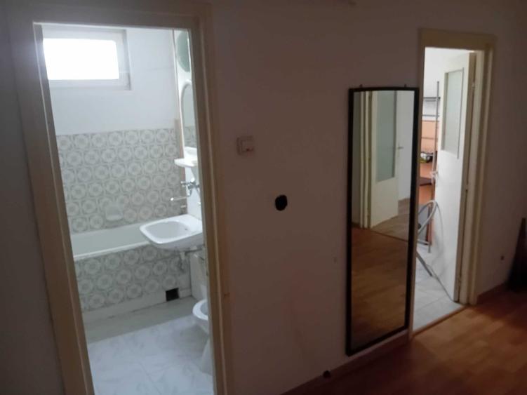Apartament cu 2 camere decomandat în Ultracentral