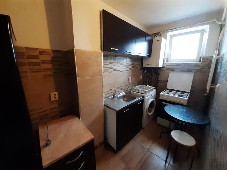 Apartament cu 2 camere nedecomandat în Tătărași — fotografia 2