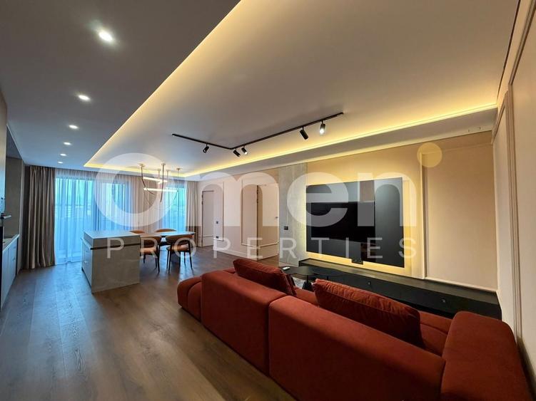 Apartament cu 3 camere semidecomandat, mobilat în Ultracentral