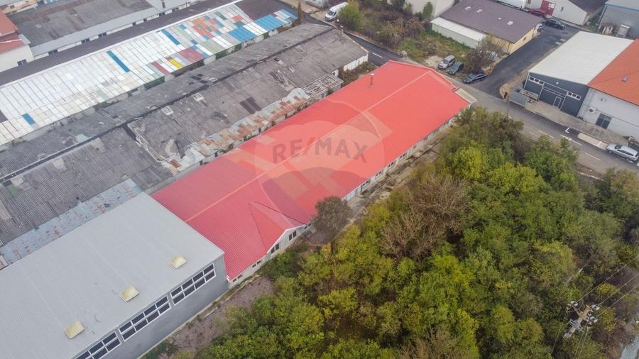 Spațiu industrial, de 1,729 mp, în Florești