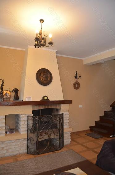 Casă cu 6 camere cu Teren 580 Mp în Valea Alba