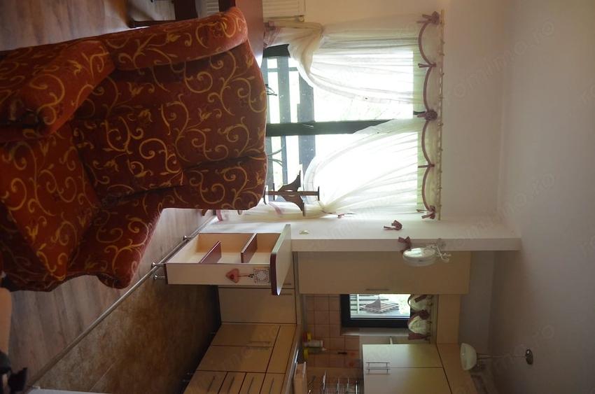 Apartament cu 2 camere decomandat în Piatra Arsă