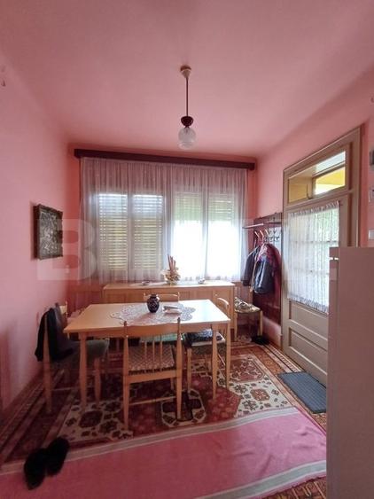 Casă individuală cu 4 camere cu Canalizare în Sud-Est