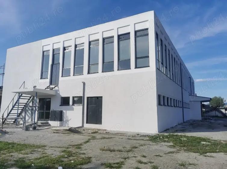 Spațiu comercial, de 1,400 mp, în Central