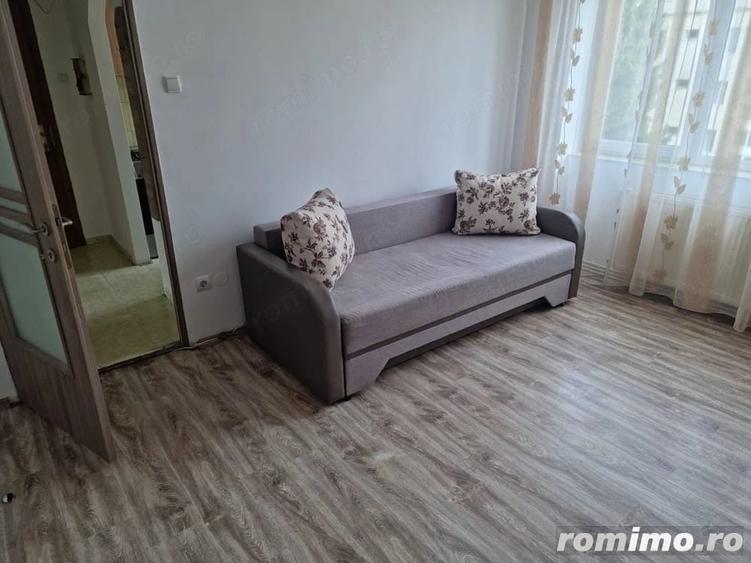 Apartament cu 2 camere semidecomandat în Moșilor