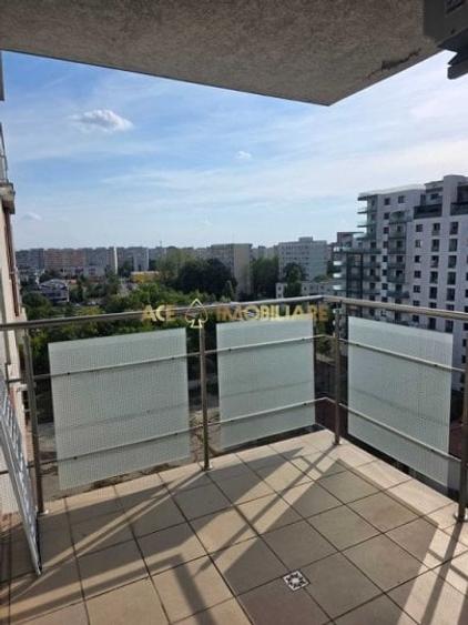 Apartament cu 2 camere semidecomandat, mobilat în Titan