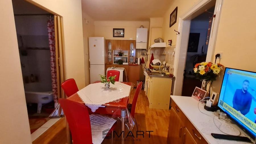Casă cu 2 camere cu Teren 200 Mp în Central