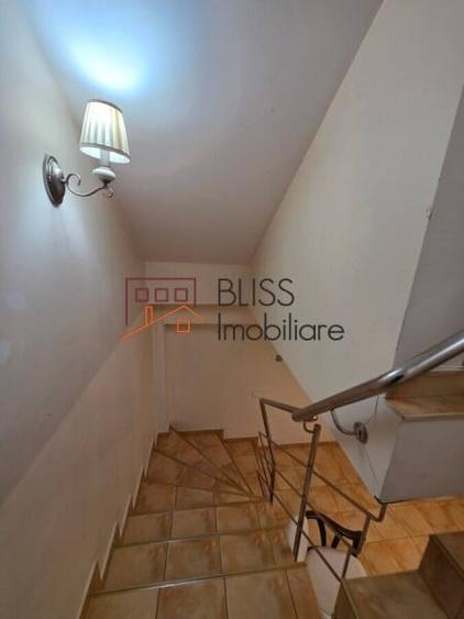 Casă cu 12 camere cu Teren 200 Mp în Herăstrău