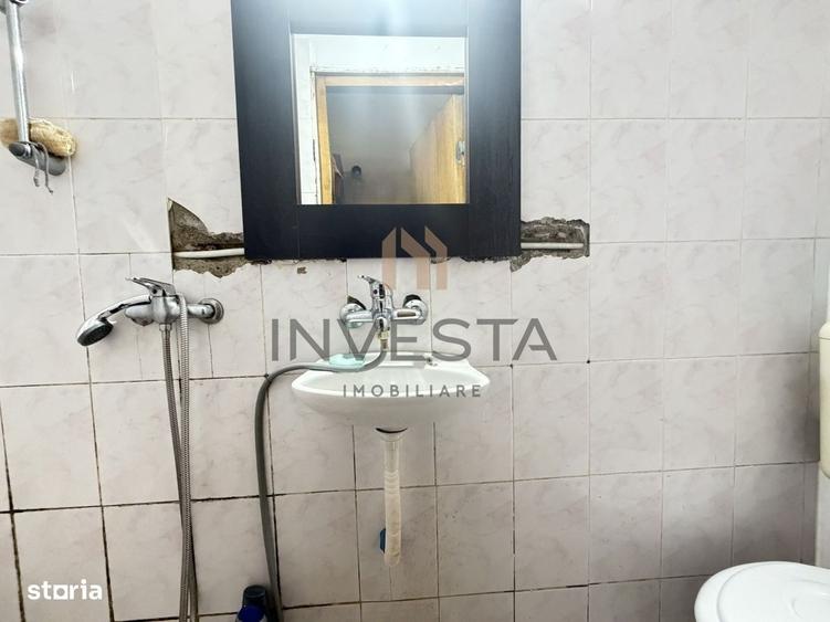 Casă cu 3 camere în Andrei Mureșanu