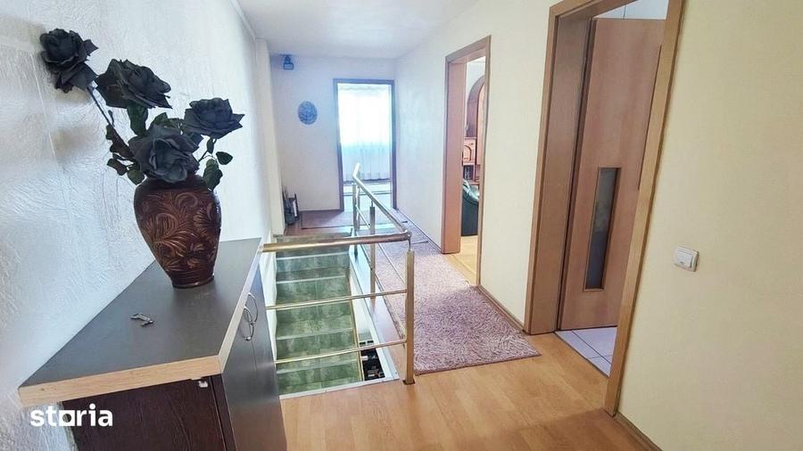 Casă cu 4 camere cu Teren 465 Mp în Bulgaria