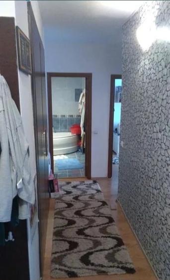Apartament decomandat, 50 mp, balcon, zona Florilor - 6