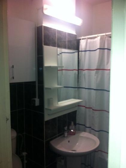 Apartament cu 3 camere decomandat, mobilat în Independenței