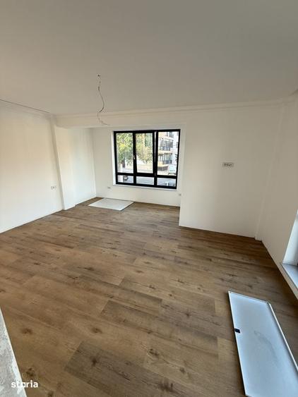 Casă cu 4 camere cu Teren 305 Mp în Central