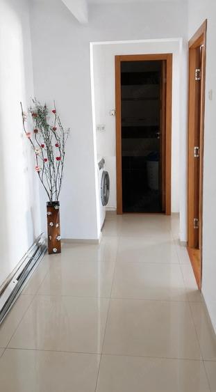 Apartament de vanzare - 6