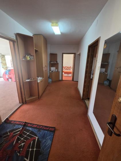 Apartament cu 3 camere decomandat în Gheorgheni