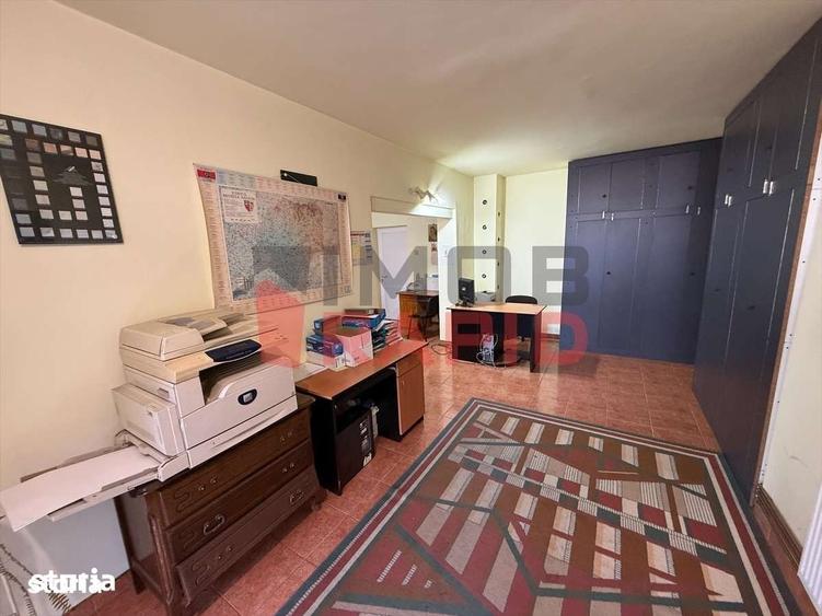 Spațiu comercial, de 55 mp, în Central