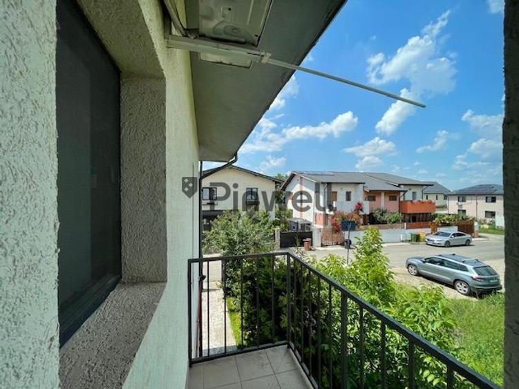 Duplex cu 4 camere cu Canalizare în Odăi